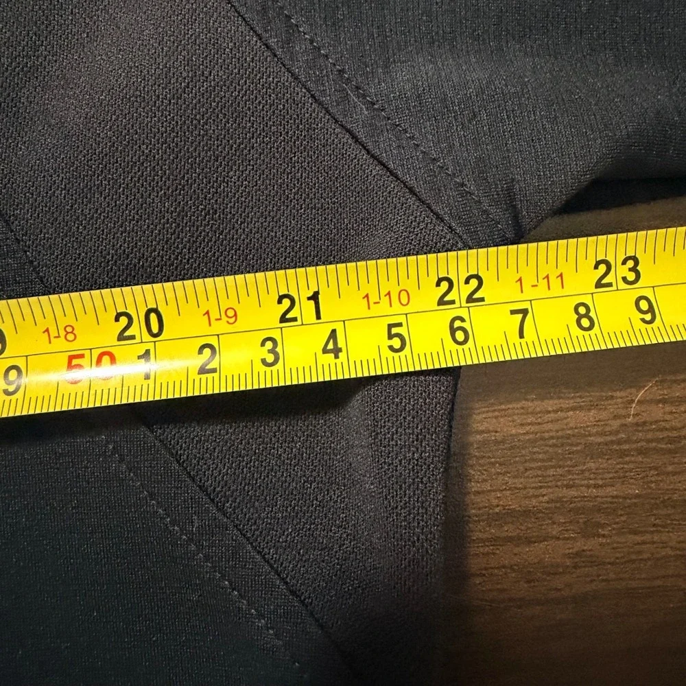 Greg Norman Play Dry Mens Polo Shirt Medium Black Microfiber Short Sleeve Golf - Picture 7 of 8